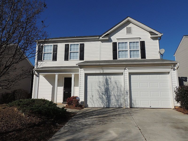 2nd image of 4423 Devonhill Ln