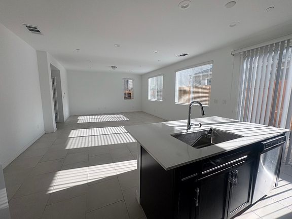 2nd image of 836 Soledad Ave
