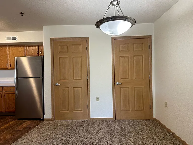 Madison Apartments — Photo 52