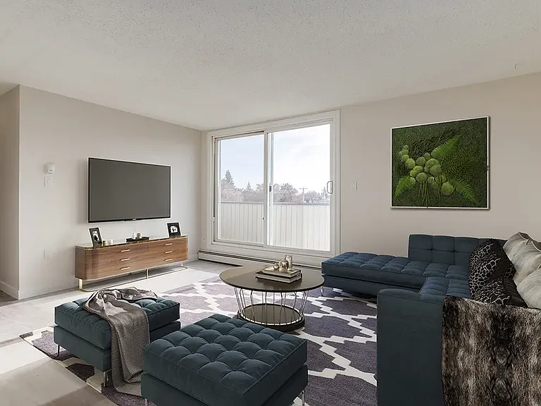 608 2nd St W #308 — Photo 2