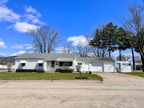 1400 South 11th Street, Prairie Du Chien, WI 53821