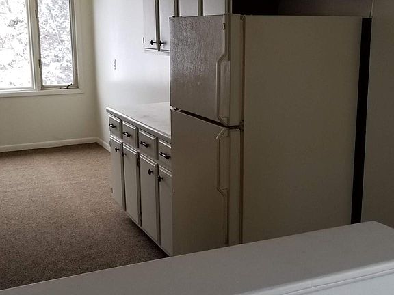 4th image of 117 1/2 N 13th St