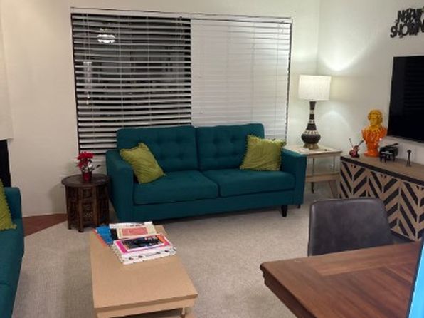 1740 NE 86th St APT 216