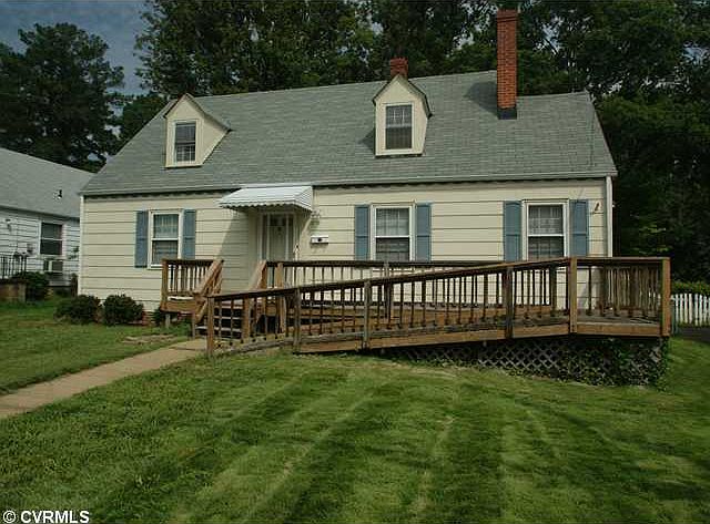1st image of 2814 Irisdale Ave