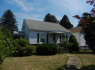 2080 Kenwood Ave, Williamsport, PA 17701