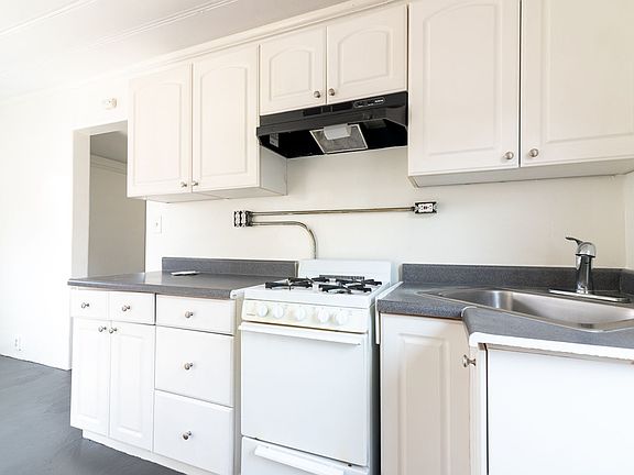 4th image of 1000 N Coronado St #2419