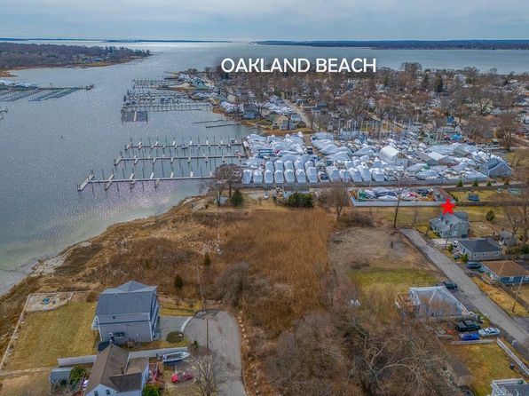 warwick-rhode-island-65962312 picture