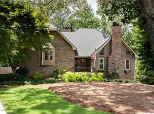4018 Wood Acres Ct, Duluth, GA 30096