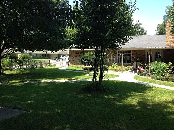 5th image of 1309 Parkway Cir