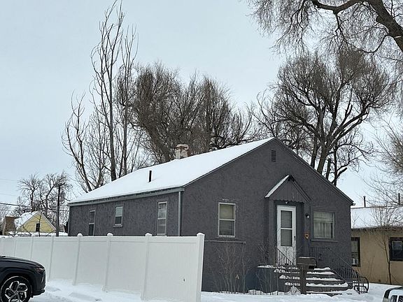 2nd image of 216 Walnut St