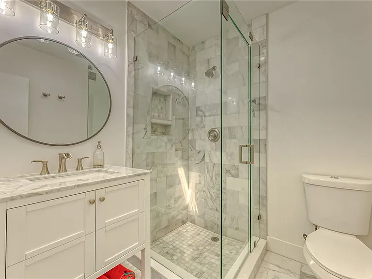 2717 Yacht Club Blvd #6E — Photo 26