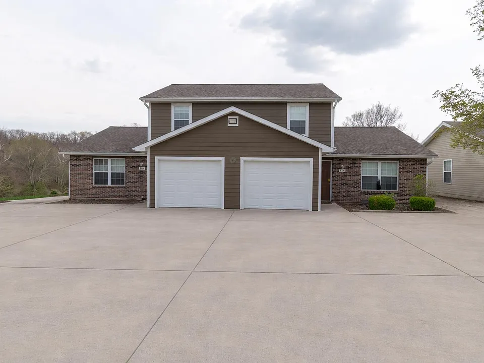 3306 E Saint Charles Rd