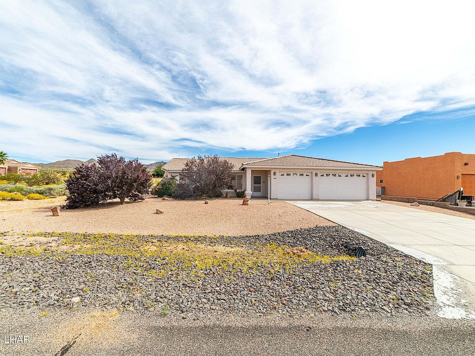 1st image of 8968 N Ironwood Dr