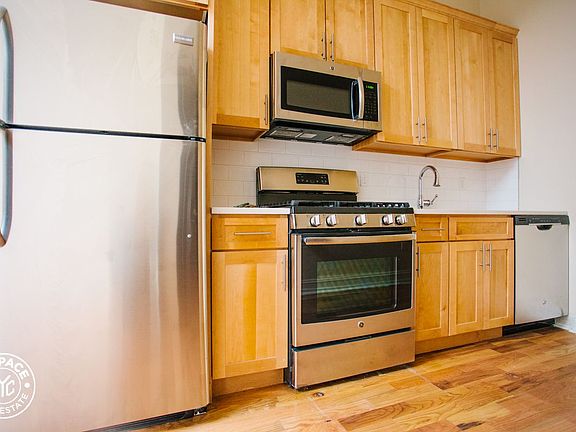 2nd image of 251 Irving Ave APT 2L
