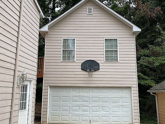 2nd image of 1745 McDowell Ct