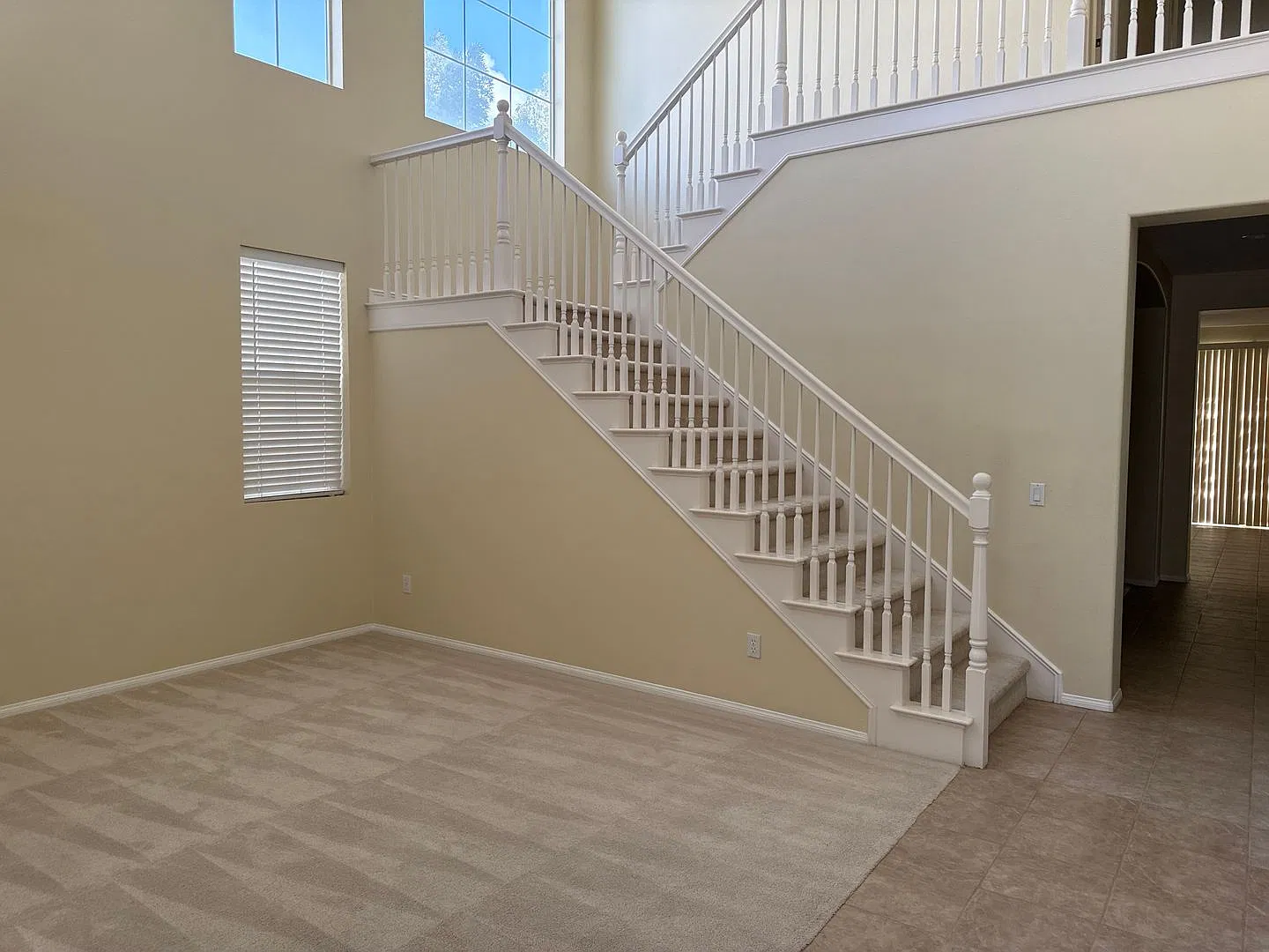 Beautiful West Lancaster 2 Story Offering 3209 sq. ft. close to Lancaster High School — Photo 2