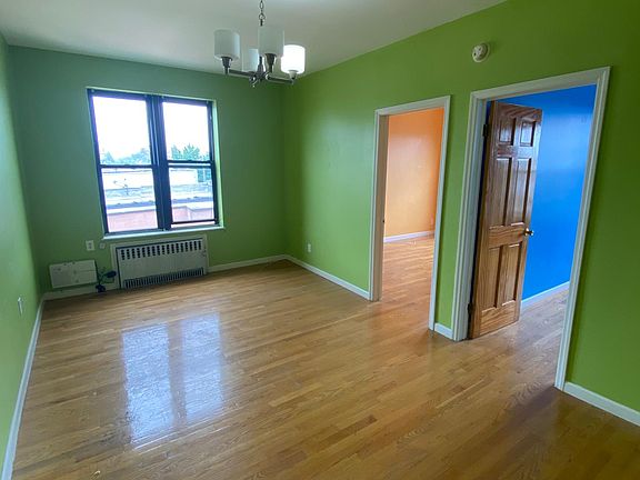 2nd image of 2366 84th St APT 3
