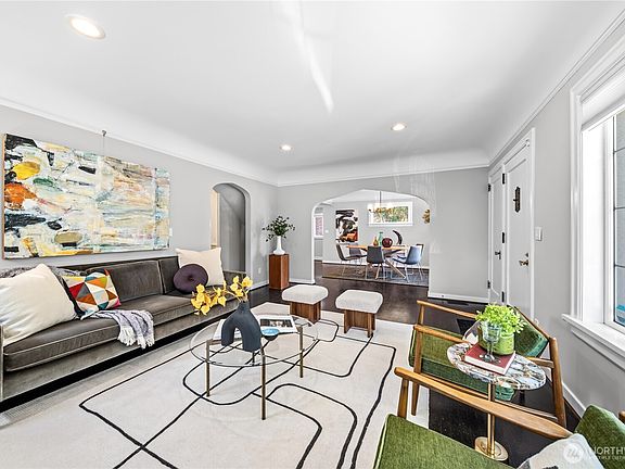 5th image of 521 NE 85th