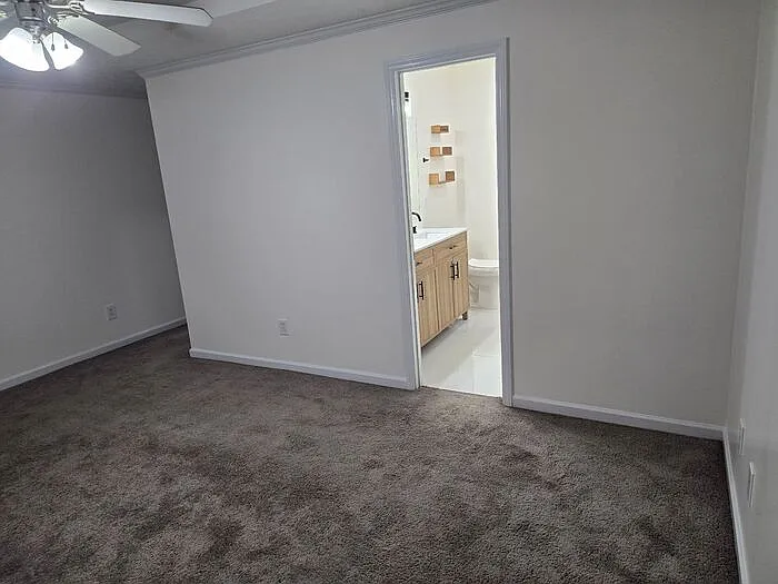 143 Haywood Dr — Photo 20