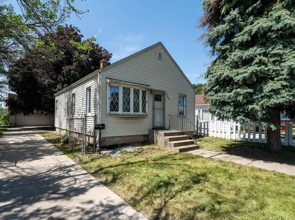 3349 South 3rd STREET, Milwaukee, WI 53207
