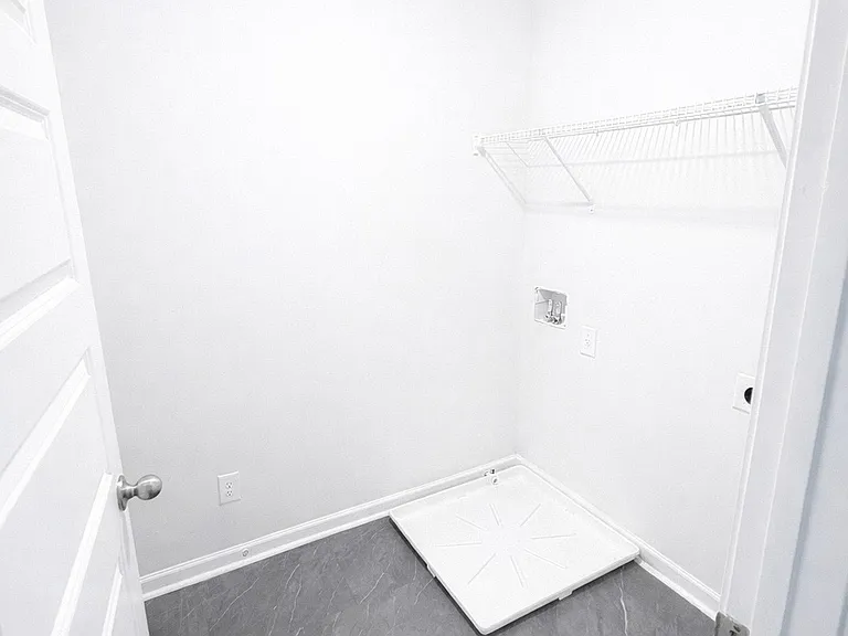 214 Patriots Way — Photo 17