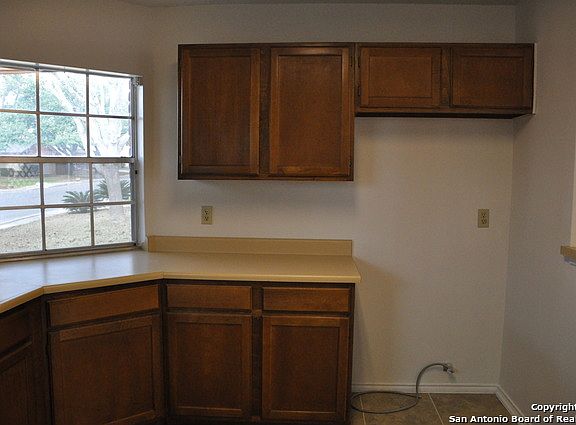5th image of 4314 Hilton Head St