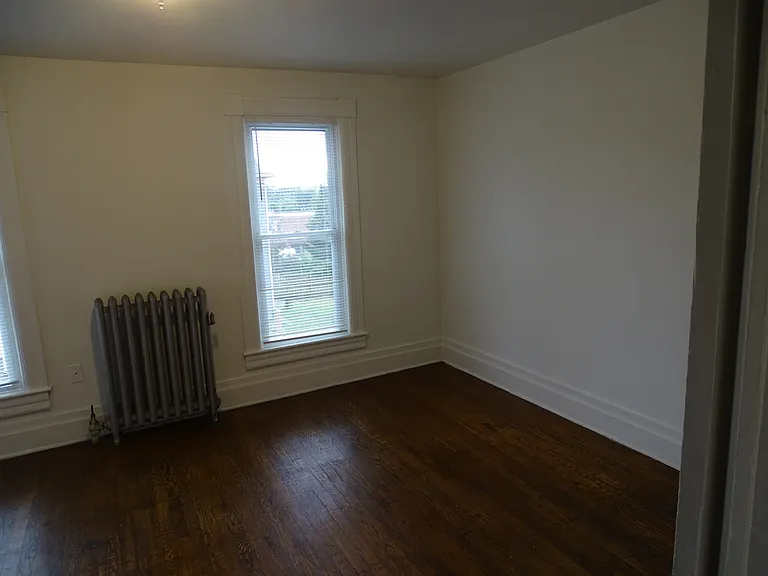435B Winchester Ave — Photo 21