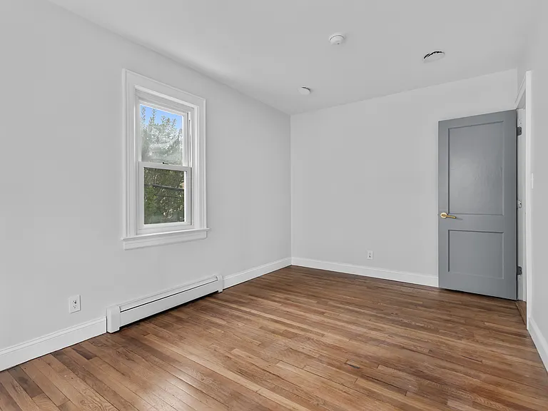 119 Belmont Ave — Photo 13