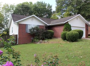 1573 E Sandy Dr, Fayetteville, AR 72701