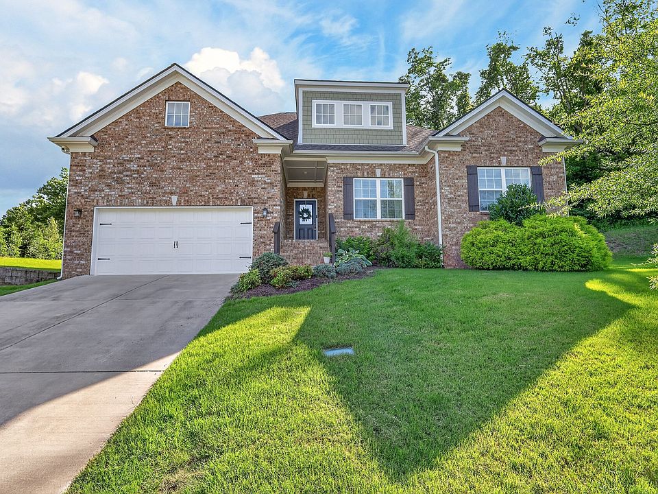 1st image of 816 Tanager Pl