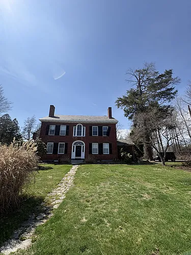 410 Old Montague Rd Photo 1