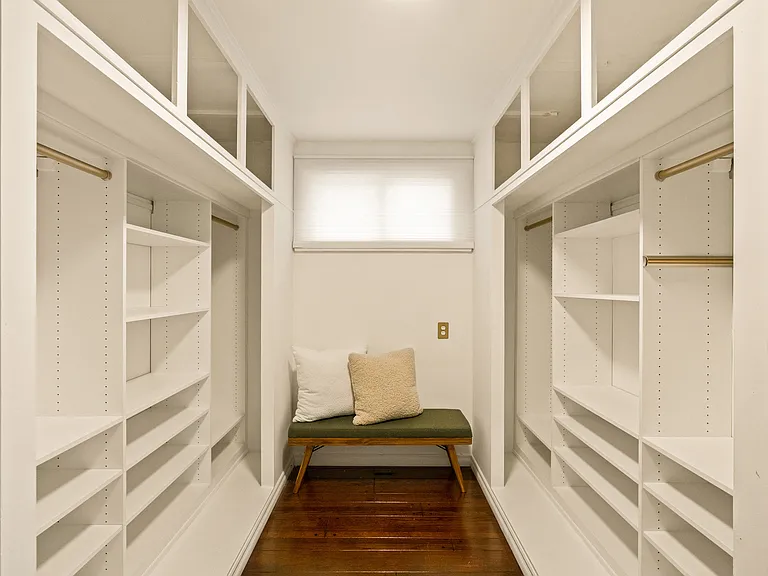 6213 S Corning Ave — Photo 26