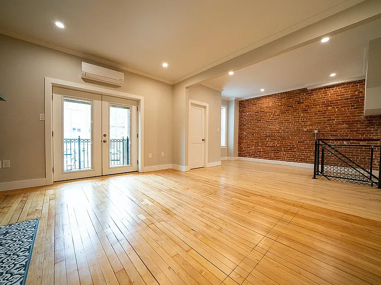 1755 Commonwealth Ave #1 — Photo 7