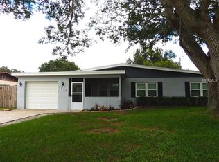 1628 Valencia Dr W, Largo, FL 33778