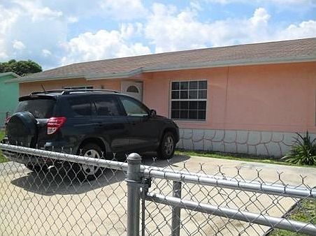 1st image of 3361 NW 194th Ter