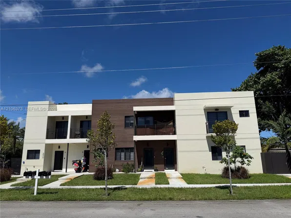 5927 Buchanan St, Hollywood, FL 33021