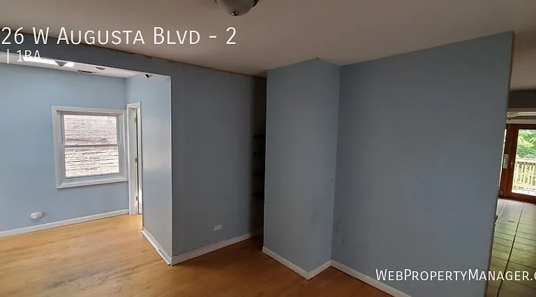 1526 W Augusta Blvd #2 — Photo 9