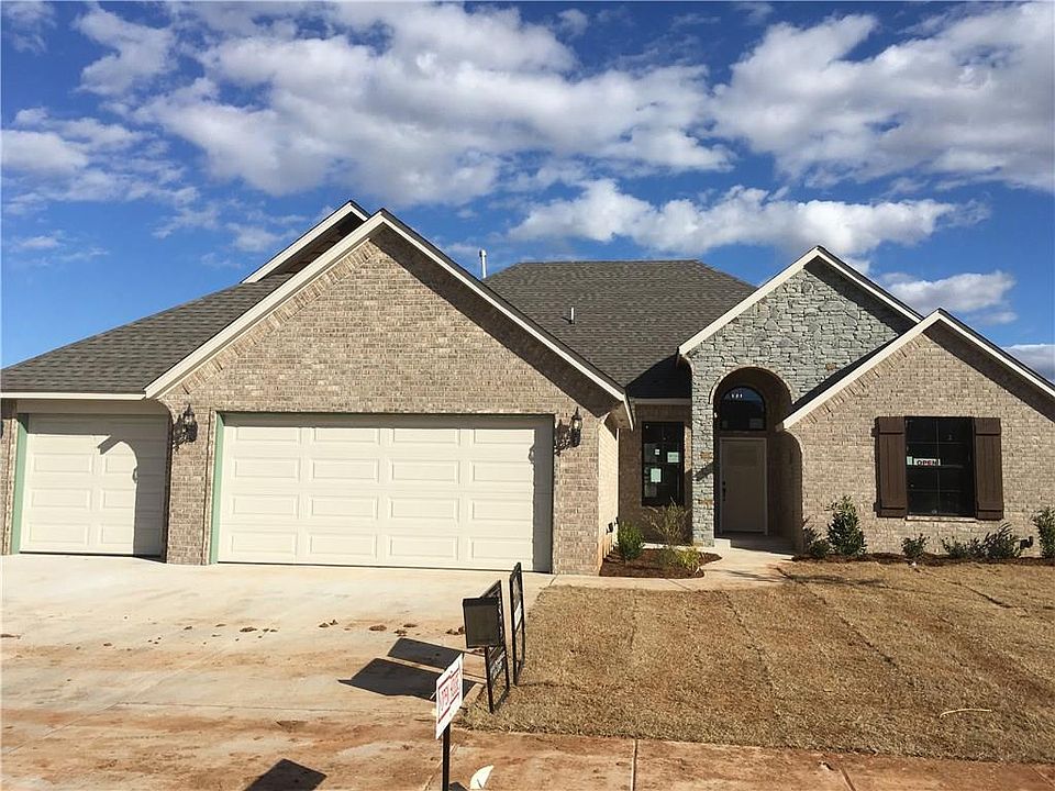 1st image of 11428 Fairways Ave