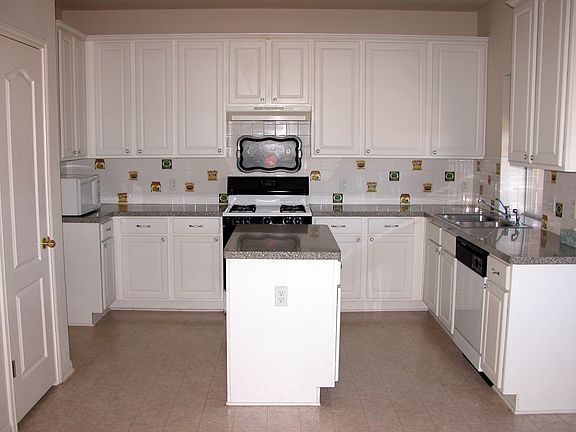 4th image of 15828 Opal Fire Dr