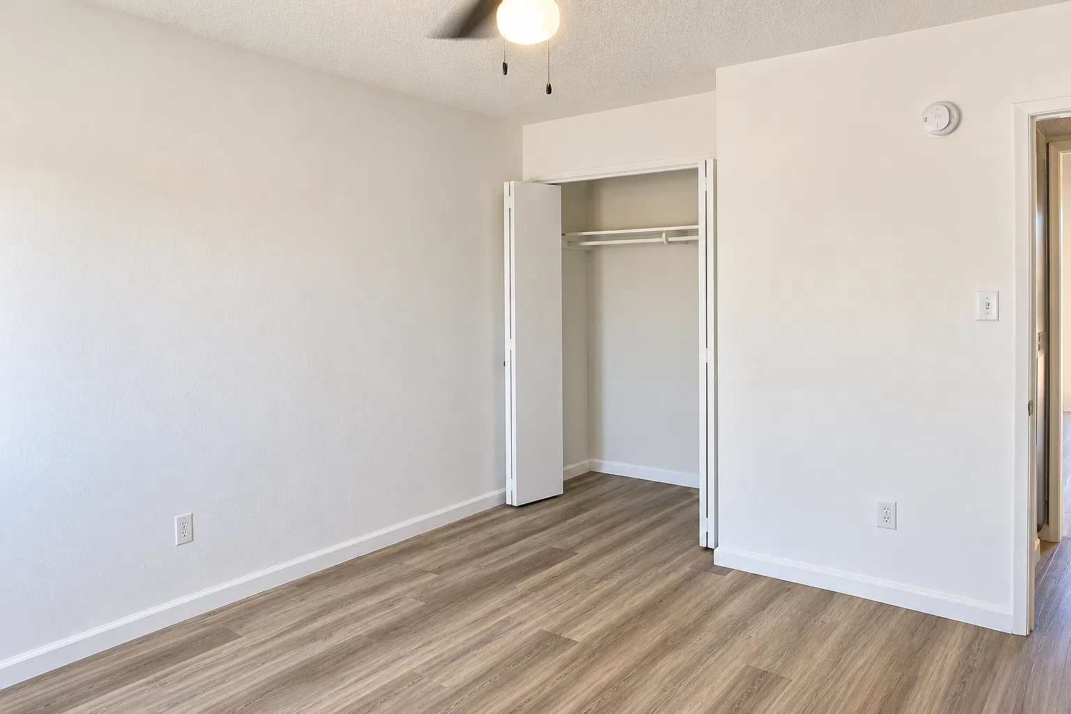 2 bed, 750 sqft, $1,325 — Photo 4