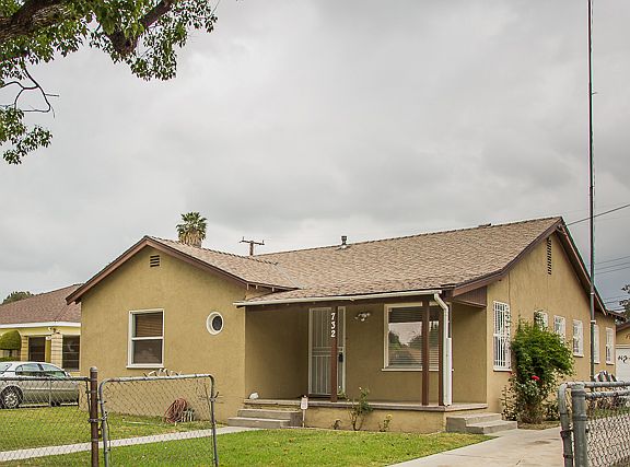 3rd image of 732 W 20th St