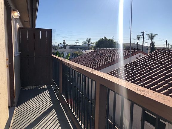 5th image of 4508 Illinois St