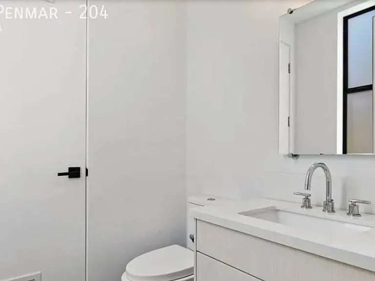 2432 Penmar Ave #204 — Photo 24