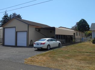 107 11th St, Garibaldi, OR 97118