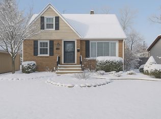 120 S Rohlwing Rd, Palatine, IL 60074