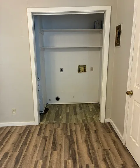 112 W Beech St — Photo 8