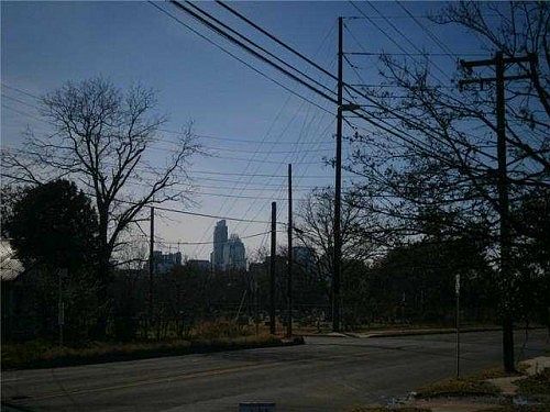 5th image of 1710 E Martin Luther King Jr Blvd