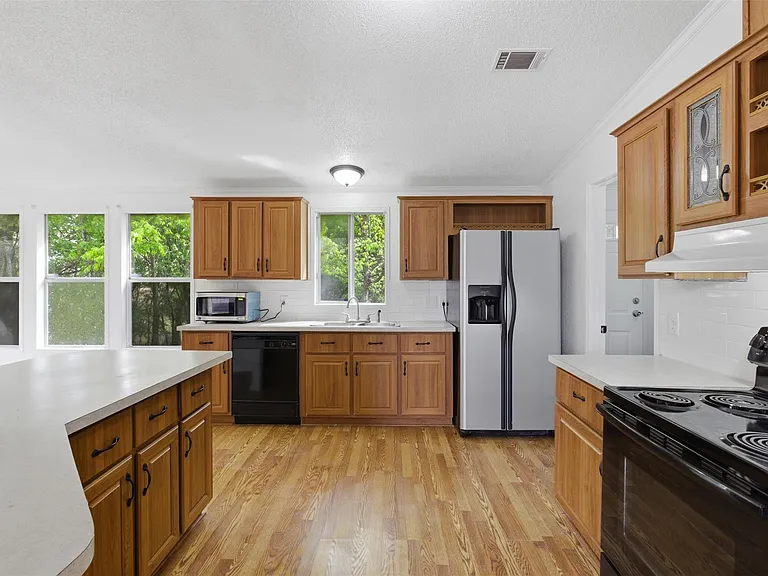 376 Rae Ln #A — Photo 11