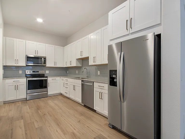 4705 W Spring Creek Pkwy — Photo 2