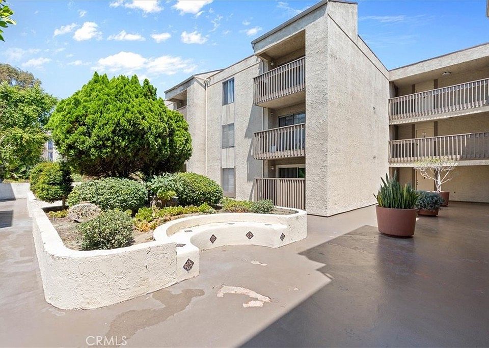 1st image of 1610 Neil Armstrong St Unit 313